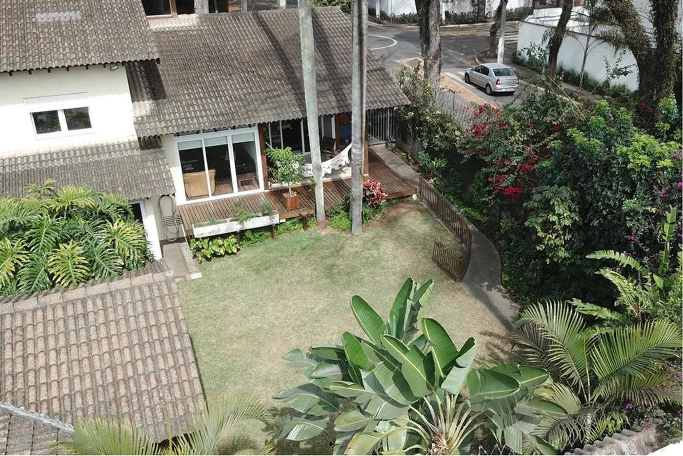 BL 1135 601361003-198 - REMAX Trio Exclusividades