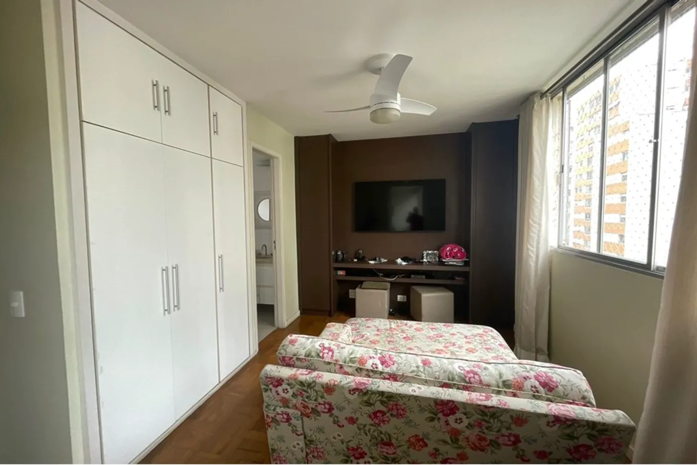 IBI 300 Apto 601241023-84 - REMAX Ville Exclusividades