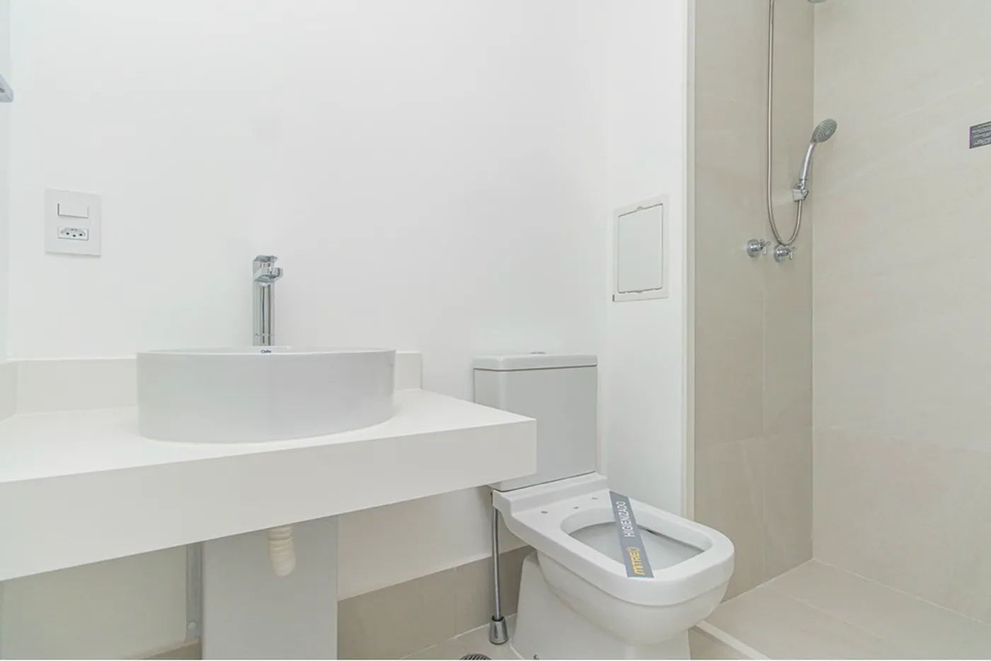 BVI 342 Apto 601081064-40 - REMAX Lepex Exclusividades