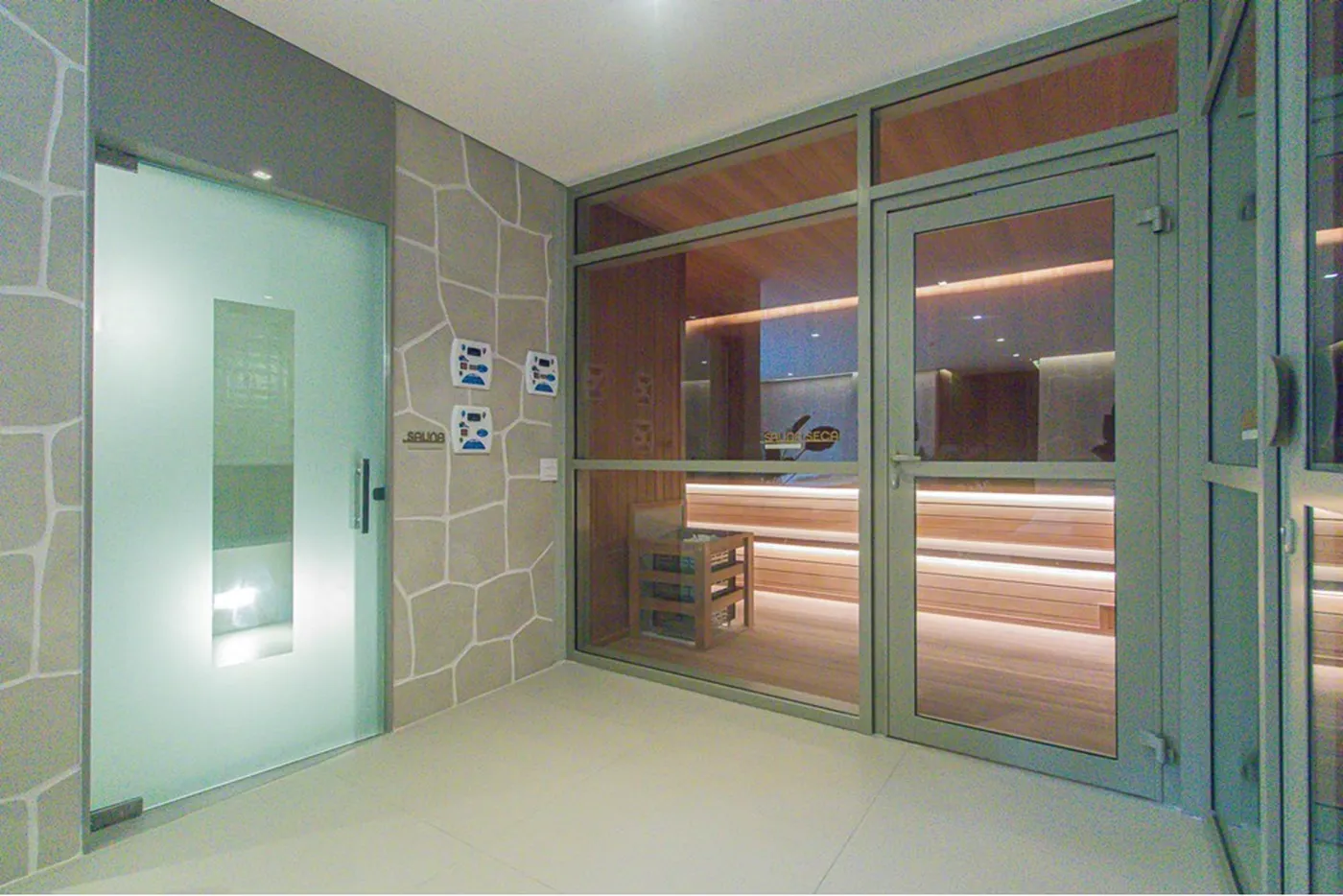 BVI 342 Apto 601081064-40 - REMAX Lepex Exclusividades