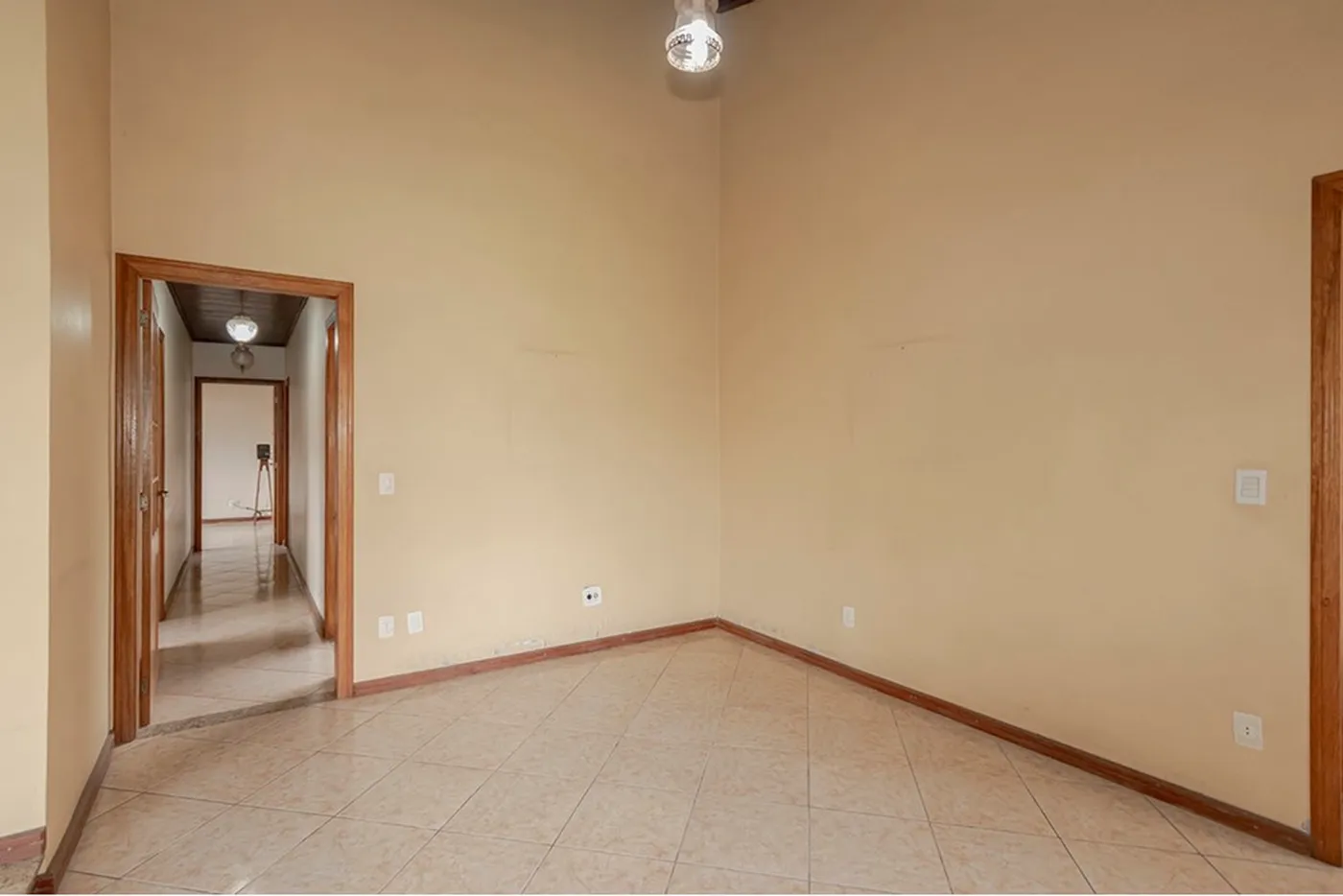 CJB 1190 Casa 612521044-67 - REMAX Place Exclusividades