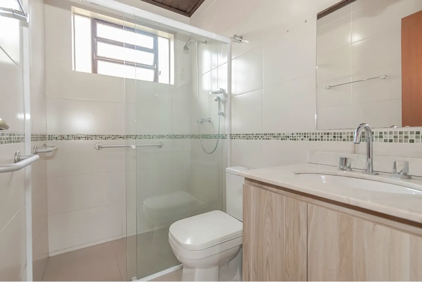 CJB 1190 Casa 612521044-67 - REMAX Place Exclusividades