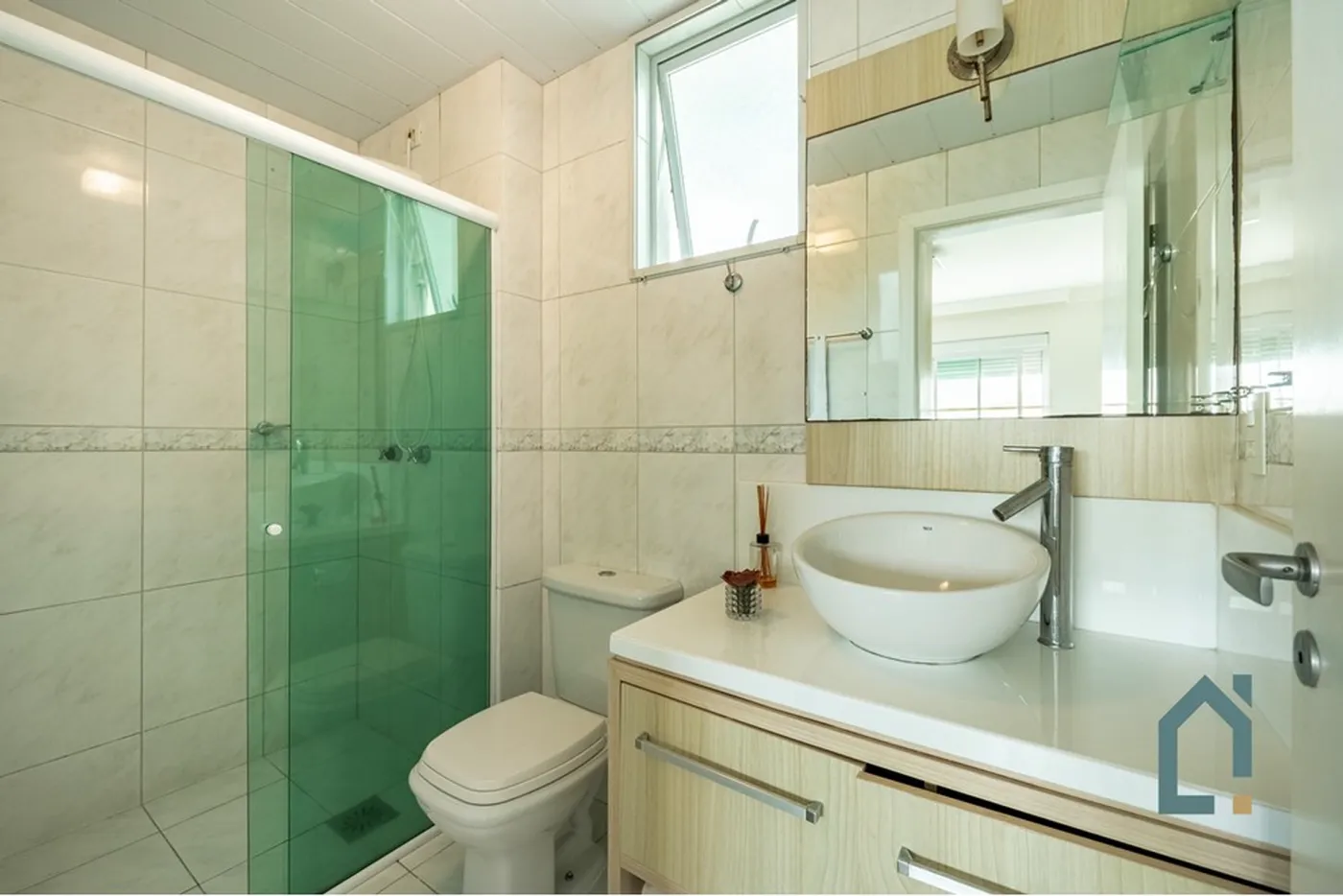 IAÁCJ 444 Apto 590441047-14 - REMAX Dream On II Exclusividades