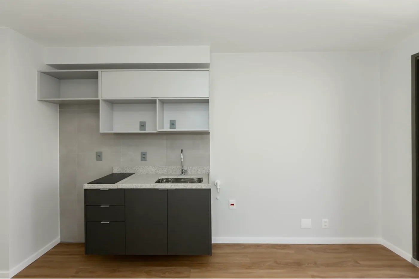 CBAC 32 Apto 601721037-19 - REMAX Front Exclusividades