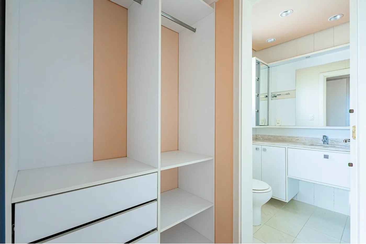 JISJES 251 Apto 612521072-23 - REMAX Place Exclusividades