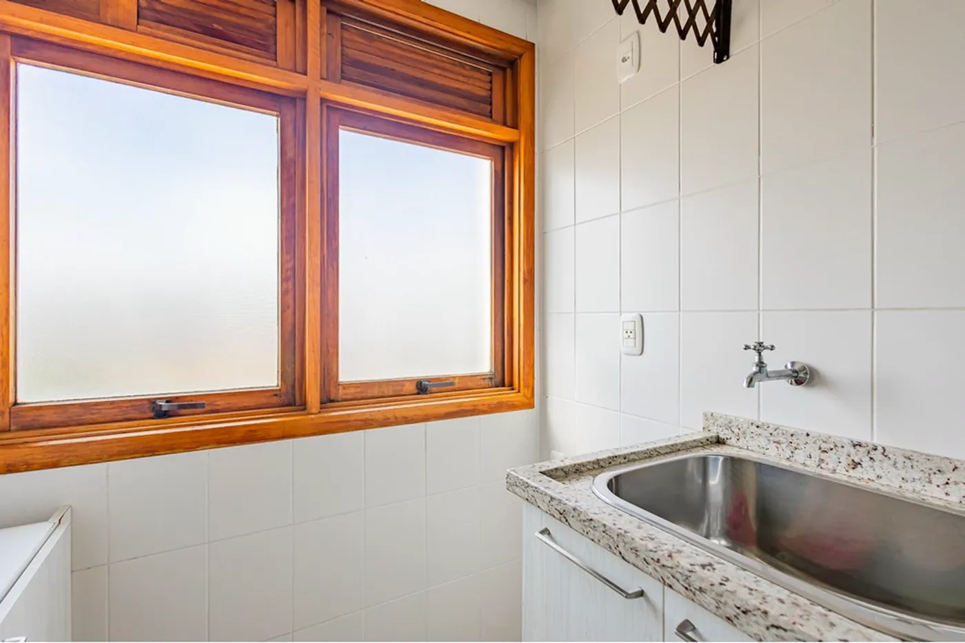 JISJES 251 Apto 612521072-23 - REMAX Place Exclusividades