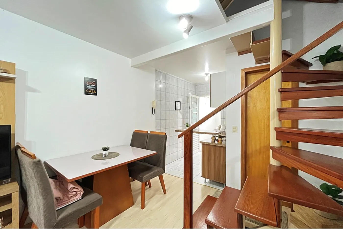 VNMC 100 Casa 610191037-90 - REMAX Casa Sul Exclusividades