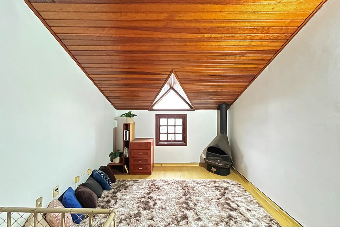 VNMC 100 Casa 610191037-90 - REMAX Casa Sul Exclusividades
