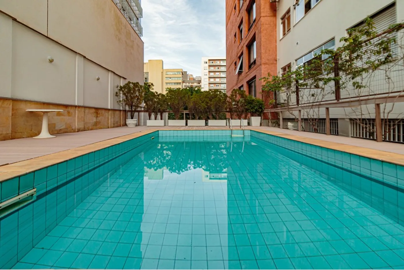 RBMT 225 Apto 610221018-123 - REMAX Donno Exclusividades