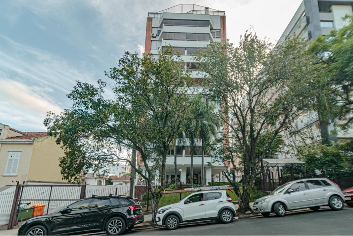 RBMT 225 Apto 610221018-123 - REMAX Donno Exclusividades