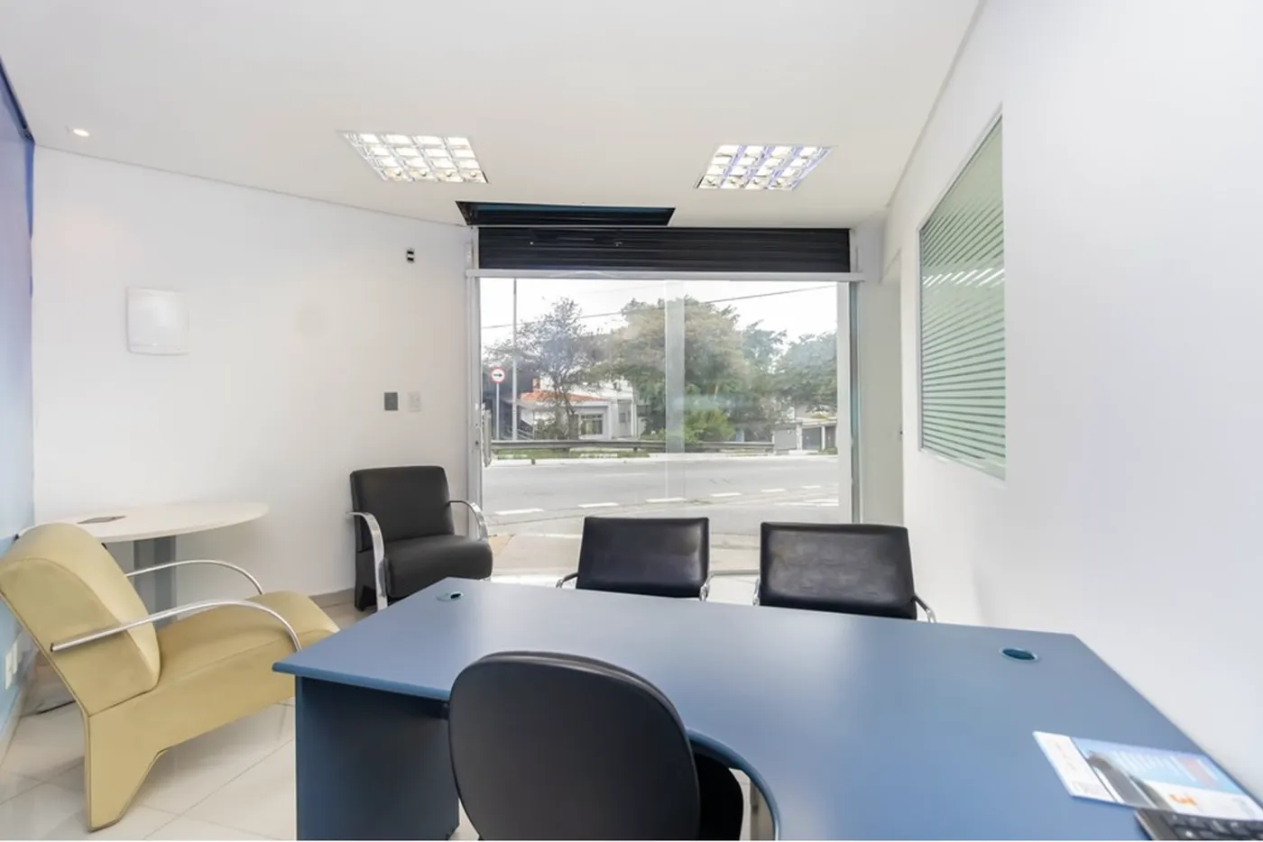 II 6952 Loja 602051002-69 - REMAX B Loyalty Exclusividades