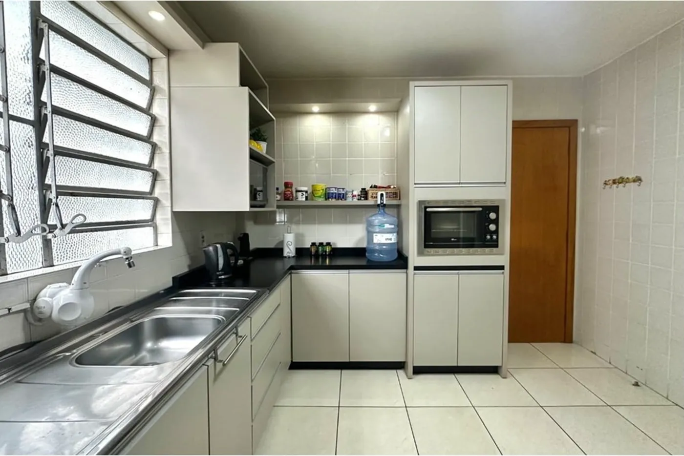 CADF 1056 Sala 612511062-3 - REMAX Moderna Exclusividades