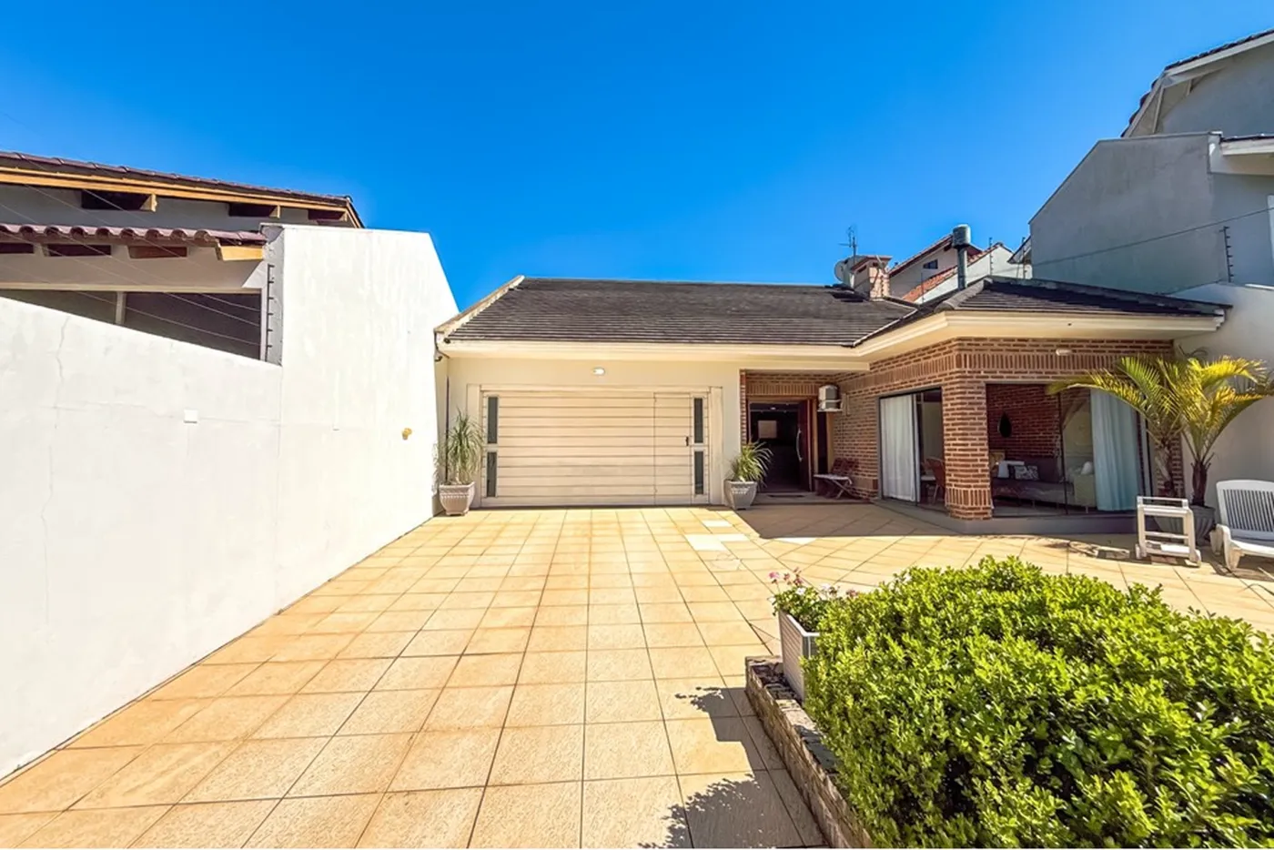EVDA 500 Casa 610241012-204 - REMAX 520 Exclusividades