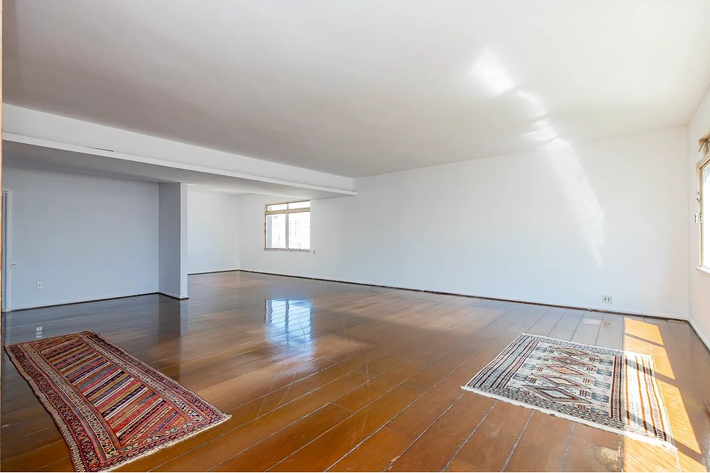HRDJ 338 Apto 601131009-85 - REMAX Ares Exclusividades