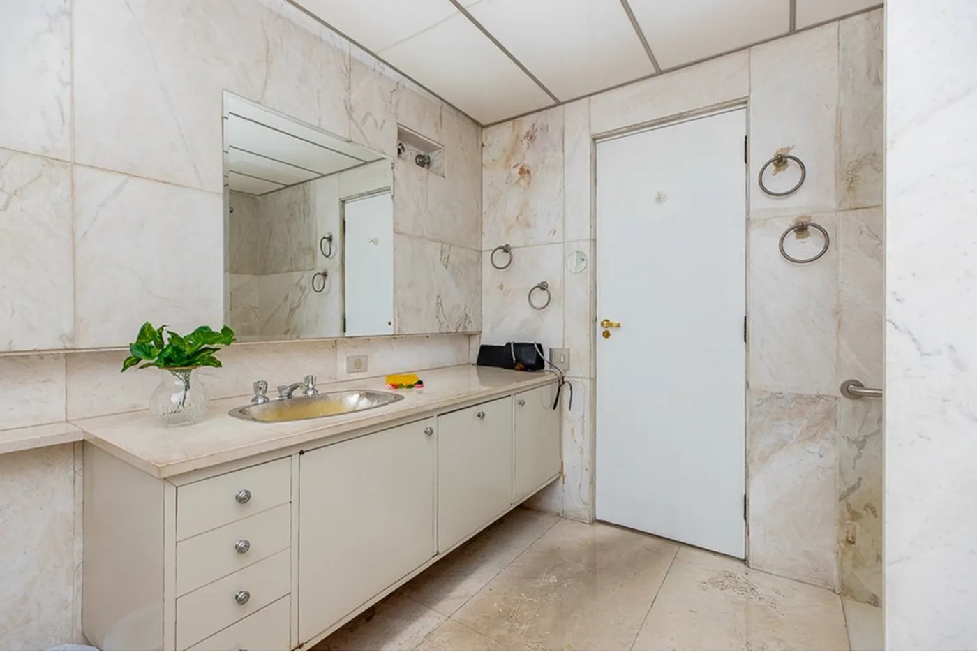 HRDJ 338 Apto 601131009-85 - REMAX Ares Exclusividades