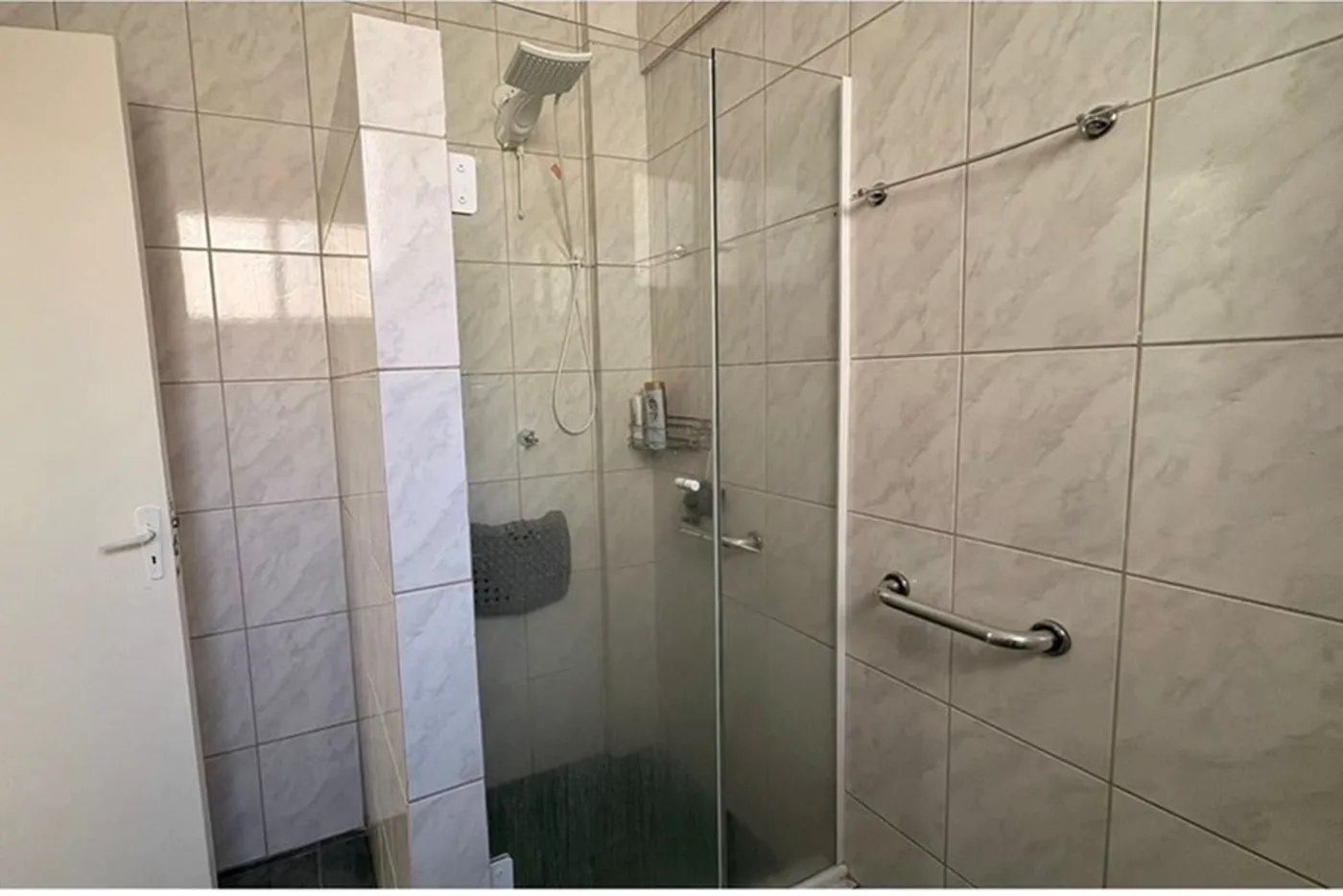 CHJC 112 Apto 610441002-21 - REMAX Diamond Orla Exclusividades