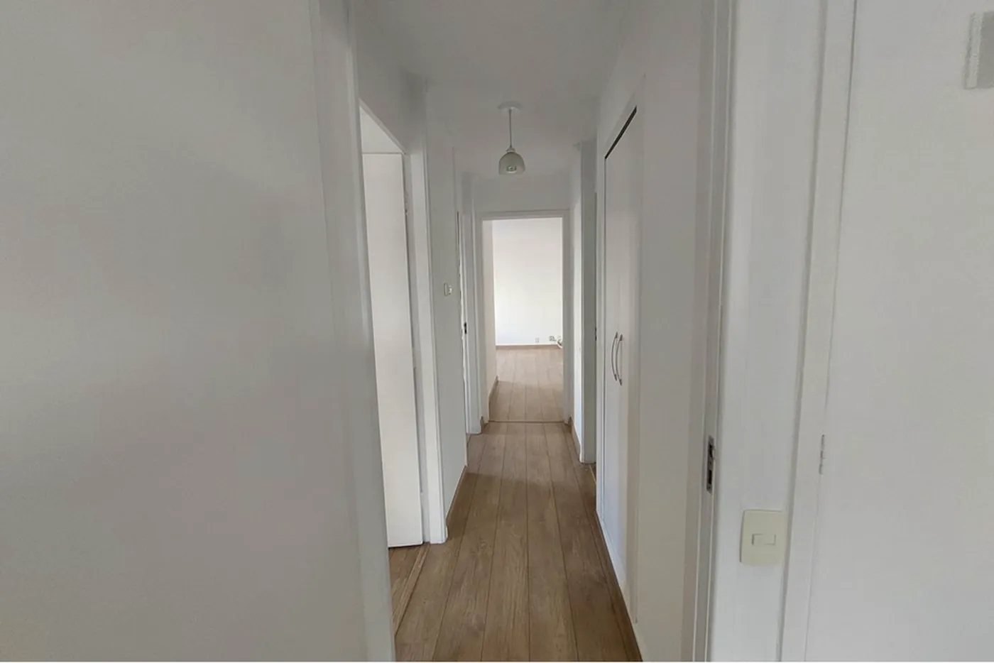 IC 415 Apto 602221003-16 - REMAX Galeria Exclusividades