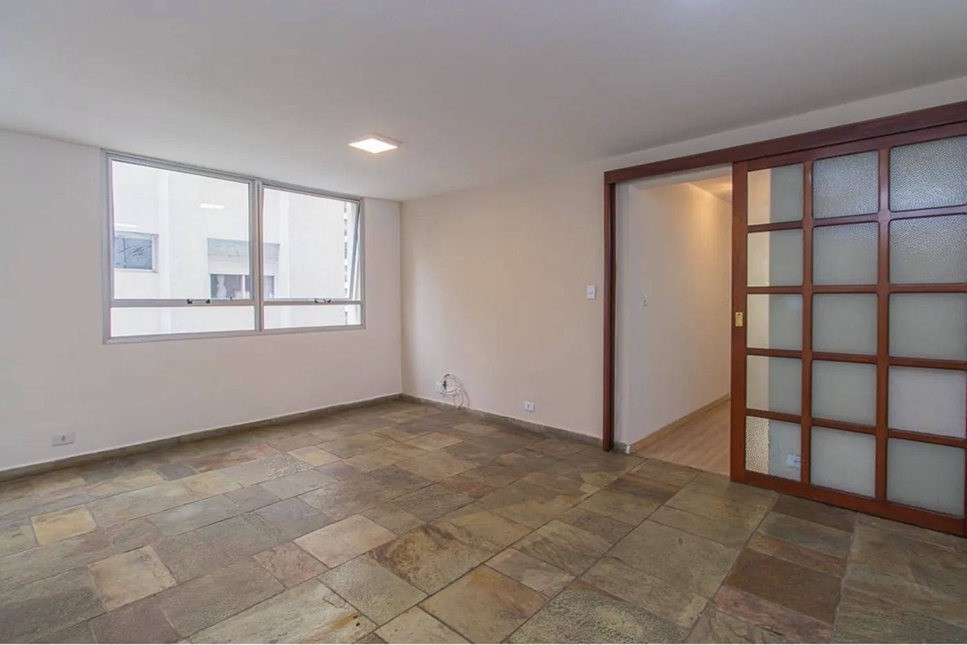 JACB 438 Apto 601081089-10 - REMAX Lepex Exclusividades