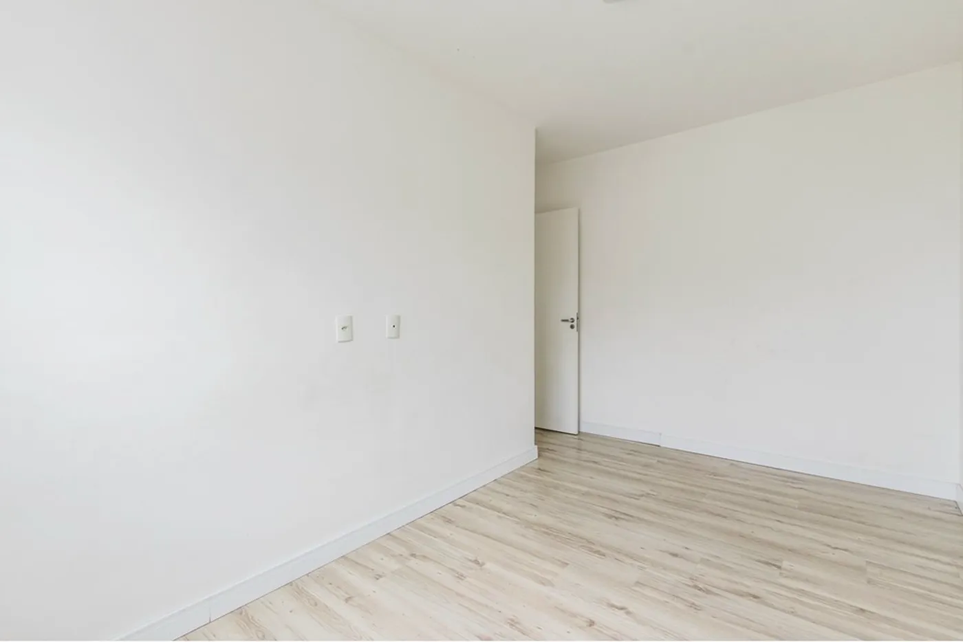 JISTAT 1680 Apto 612511066-7 - REMAX Moderna Exclusividades
