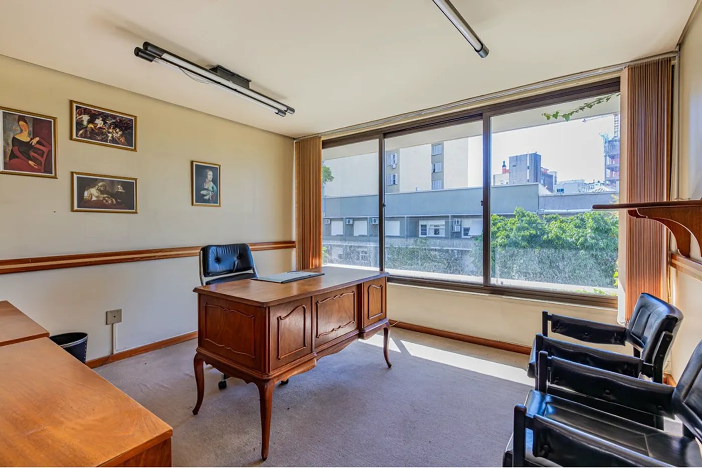 RBRB 1517 Sala 610371006-45 - REMAX Rocket Exclusividades