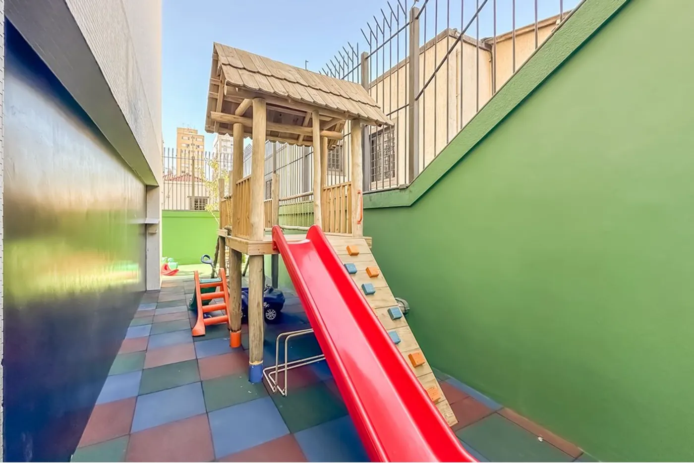 CCMA 392 Apto 602291040-21 - REMAX B12 Exclusividades