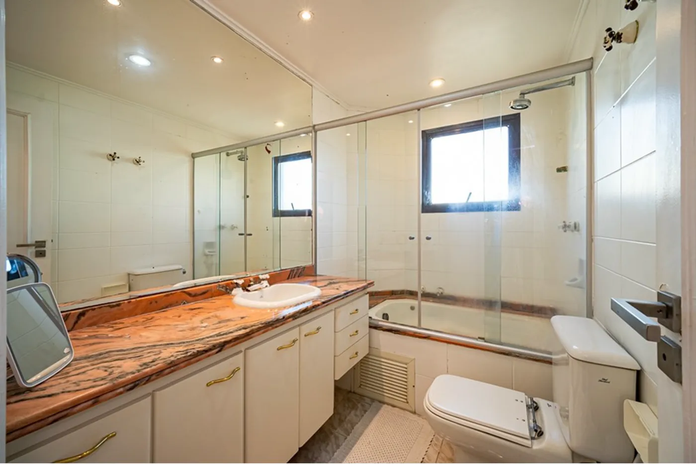 VSJG 671 Apto 601371060-16 - REMAX Boutique Exclusividades