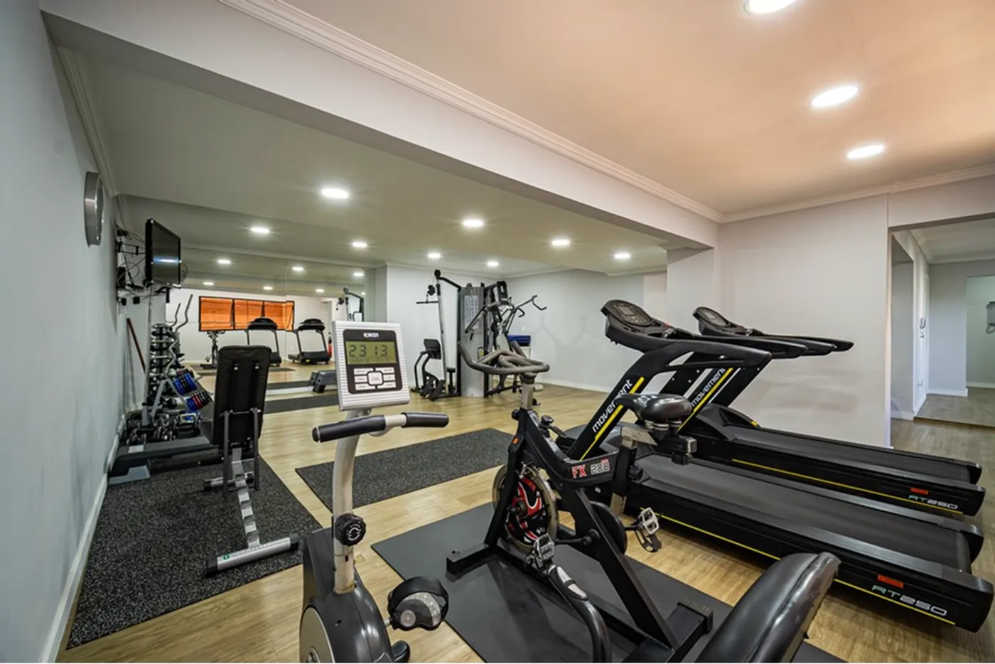 VSJG 671 Apto 601371060-16 - REMAX Boutique Exclusividades