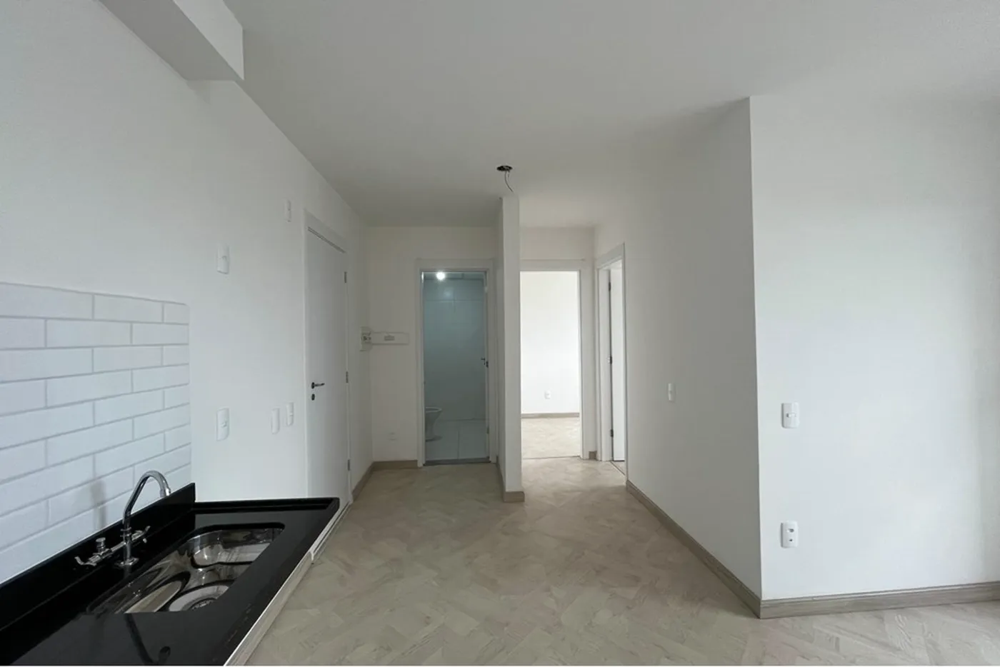 BS 166 Apto 601081090-21 - REMAX Lepex Exclusividades
