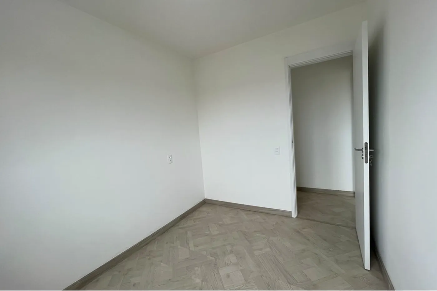BS 166 Apto 601081090-21 - REMAX Lepex Exclusividades