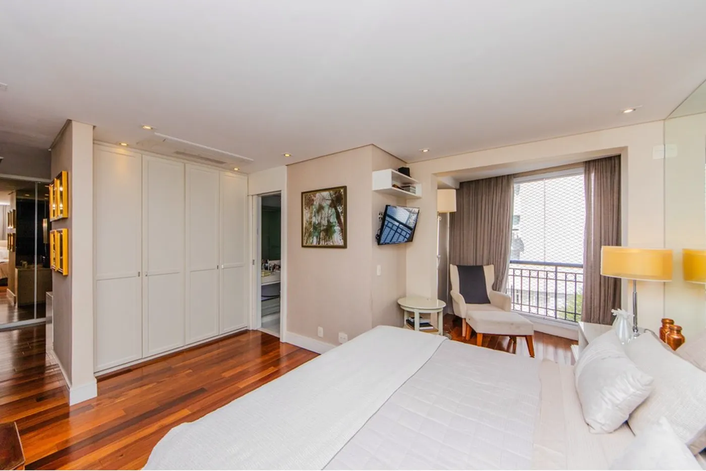 PADF 669 Apto 601401041-26 - REMAX Paradisus Exclusividades