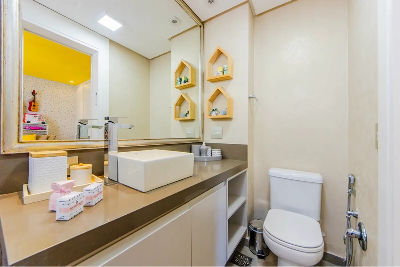 PADF 669 Apto 601401041-26 - REMAX Paradisus Exclusividades