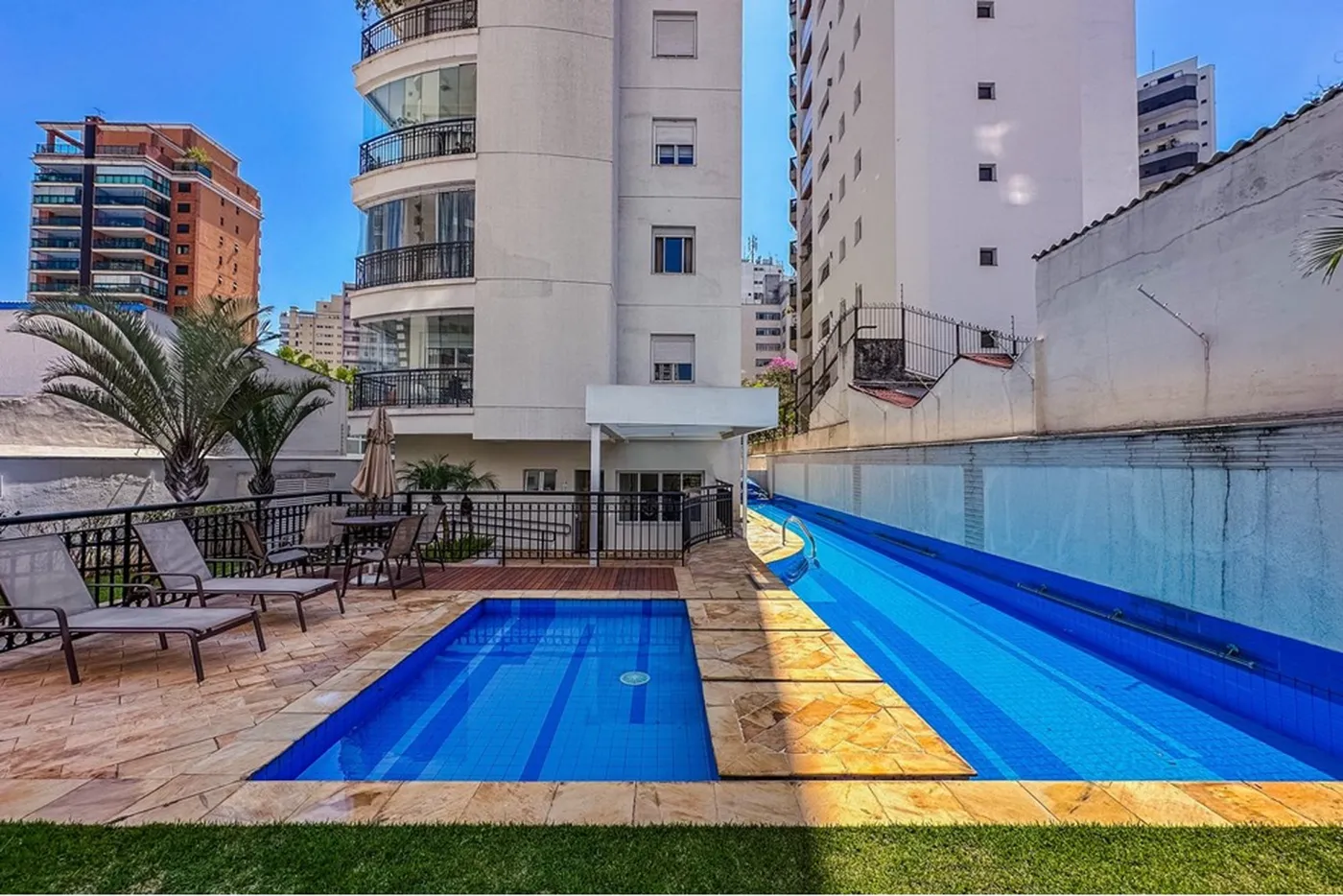 PADF 669 Apto 601401041-26 - REMAX Paradisus Exclusividades