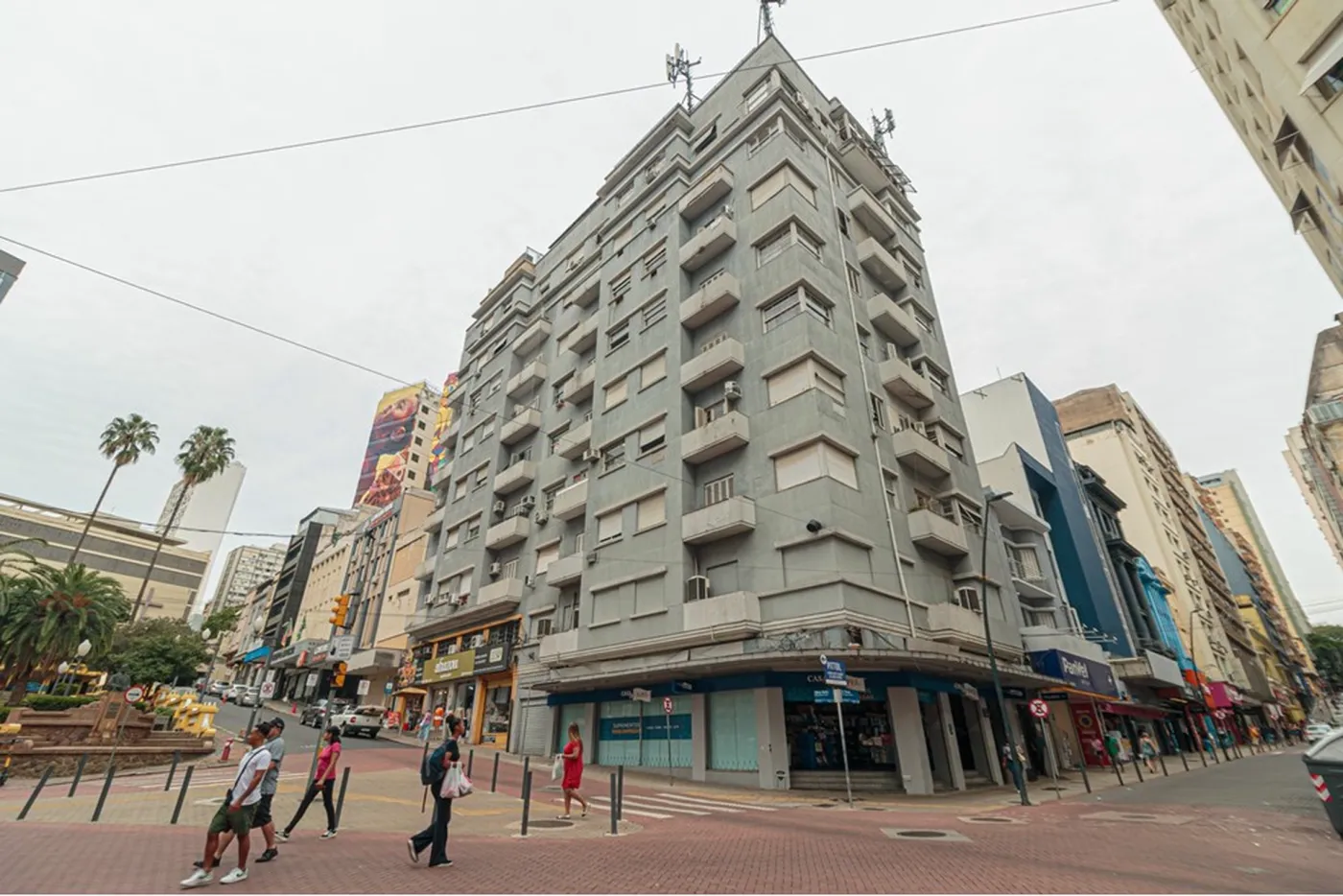 CHDF 190 Apto 612491036-46 - REMAX Trend Exclusividades