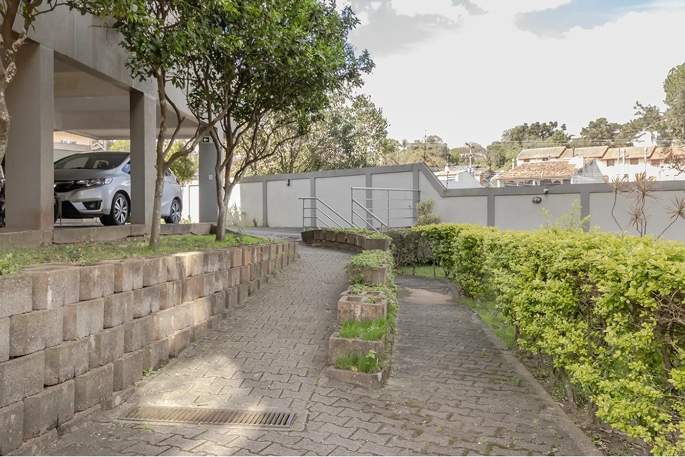 TÀG 335 Apto 610291033-5 - REMAX Capital Park Exclusividades