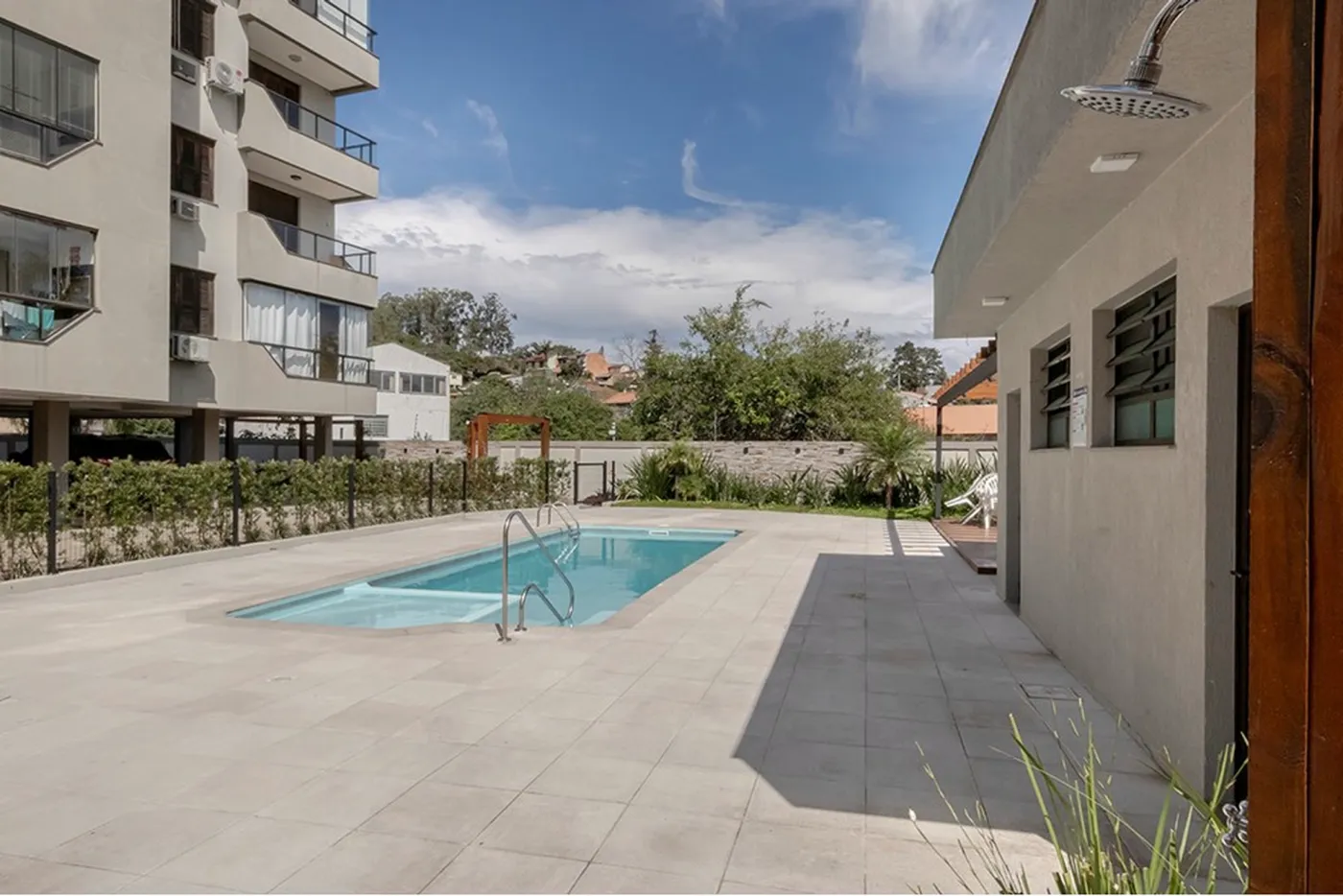 TÀG 335 Apto 610291033-5 - REMAX Capital Park Exclusividades