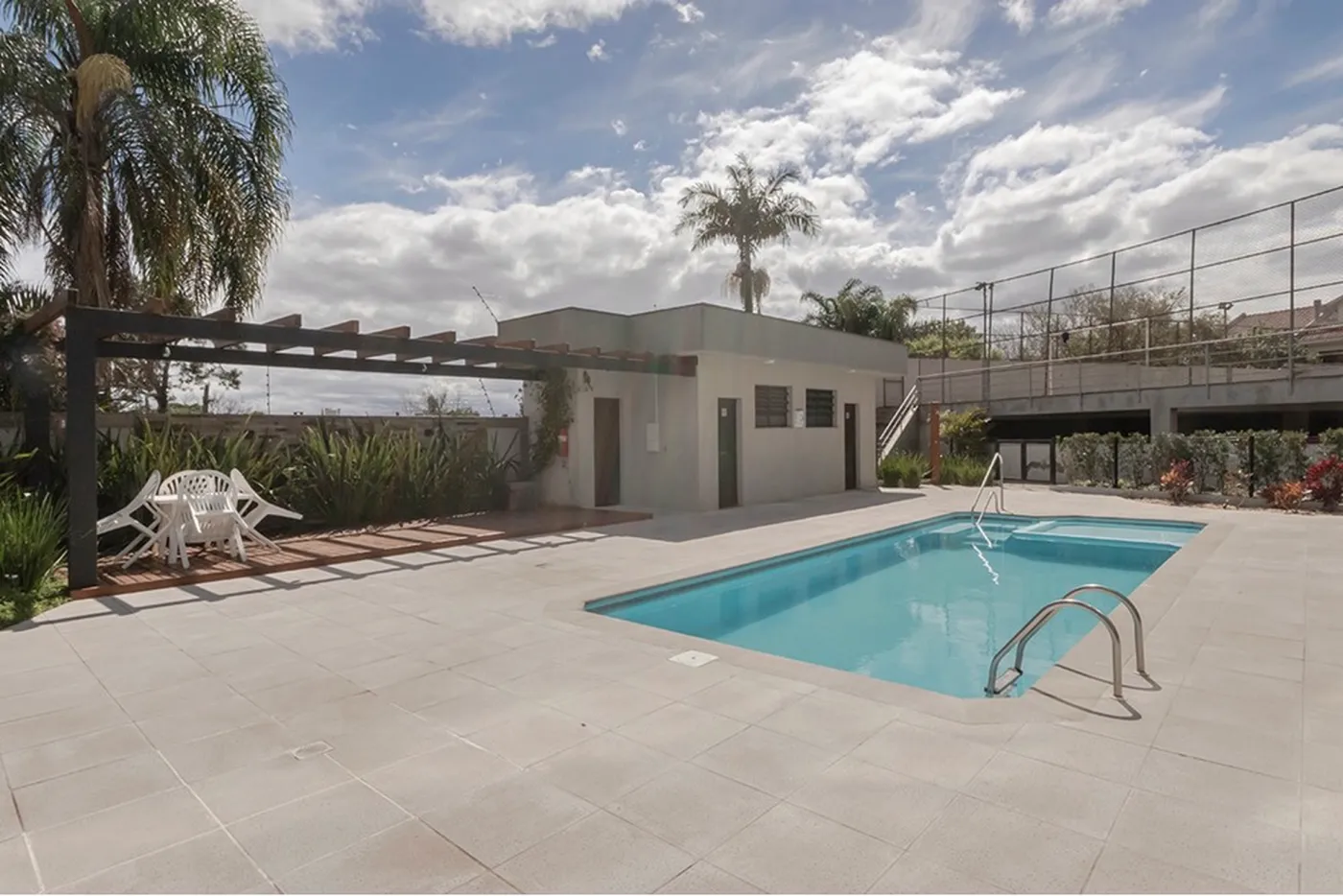 TÀG 335 Apto 610291033-5 - REMAX Capital Park Exclusividades