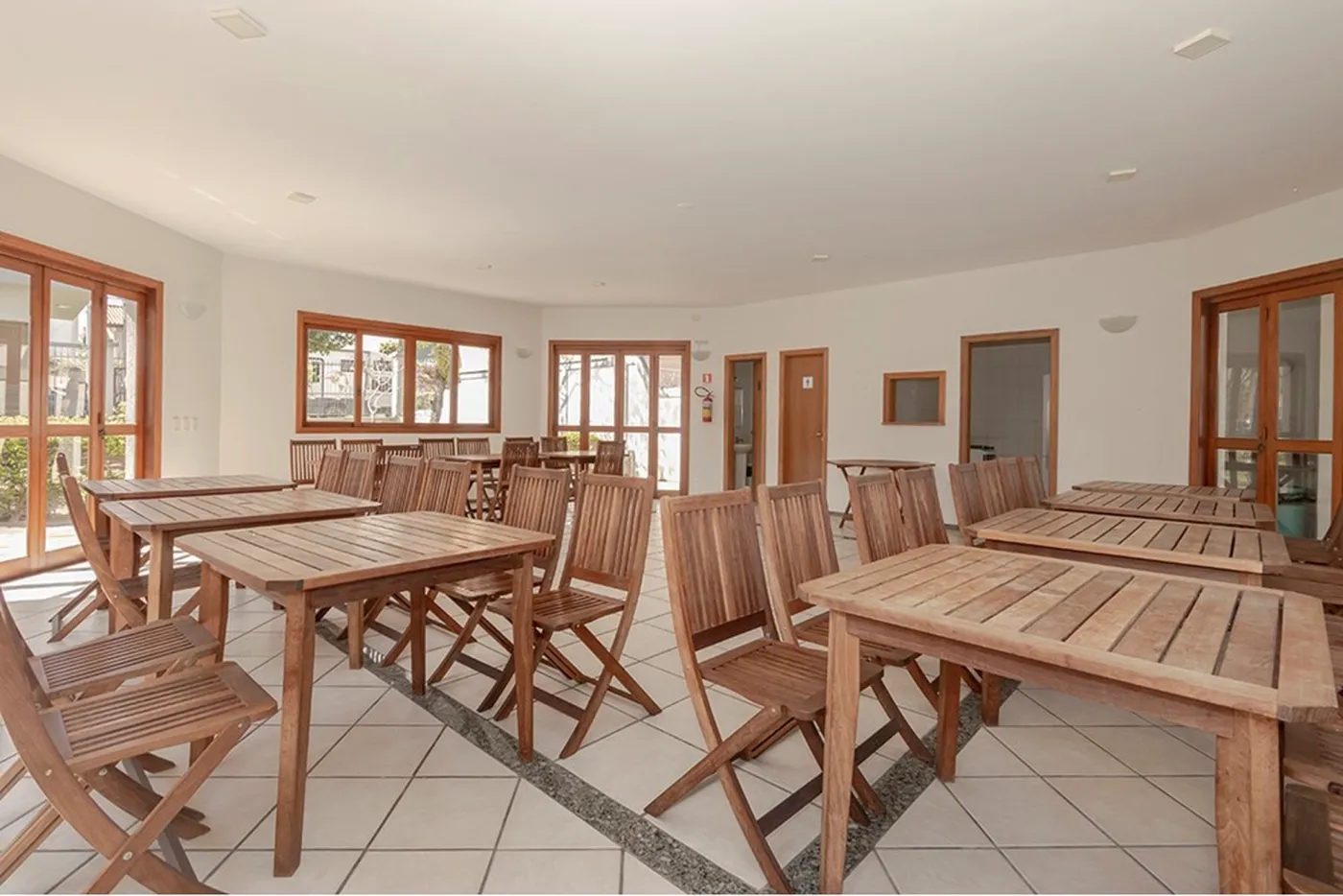 TÀG 335 Apto 610291033-5 - REMAX Capital Park Exclusividades