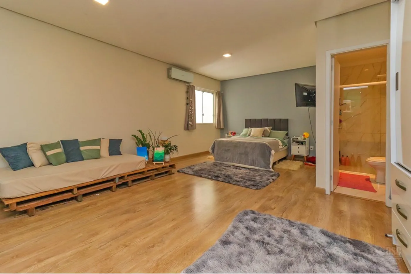 TDPN 1195 Prédio 610191042-211 - REMAX Casa Sul Exclusividades