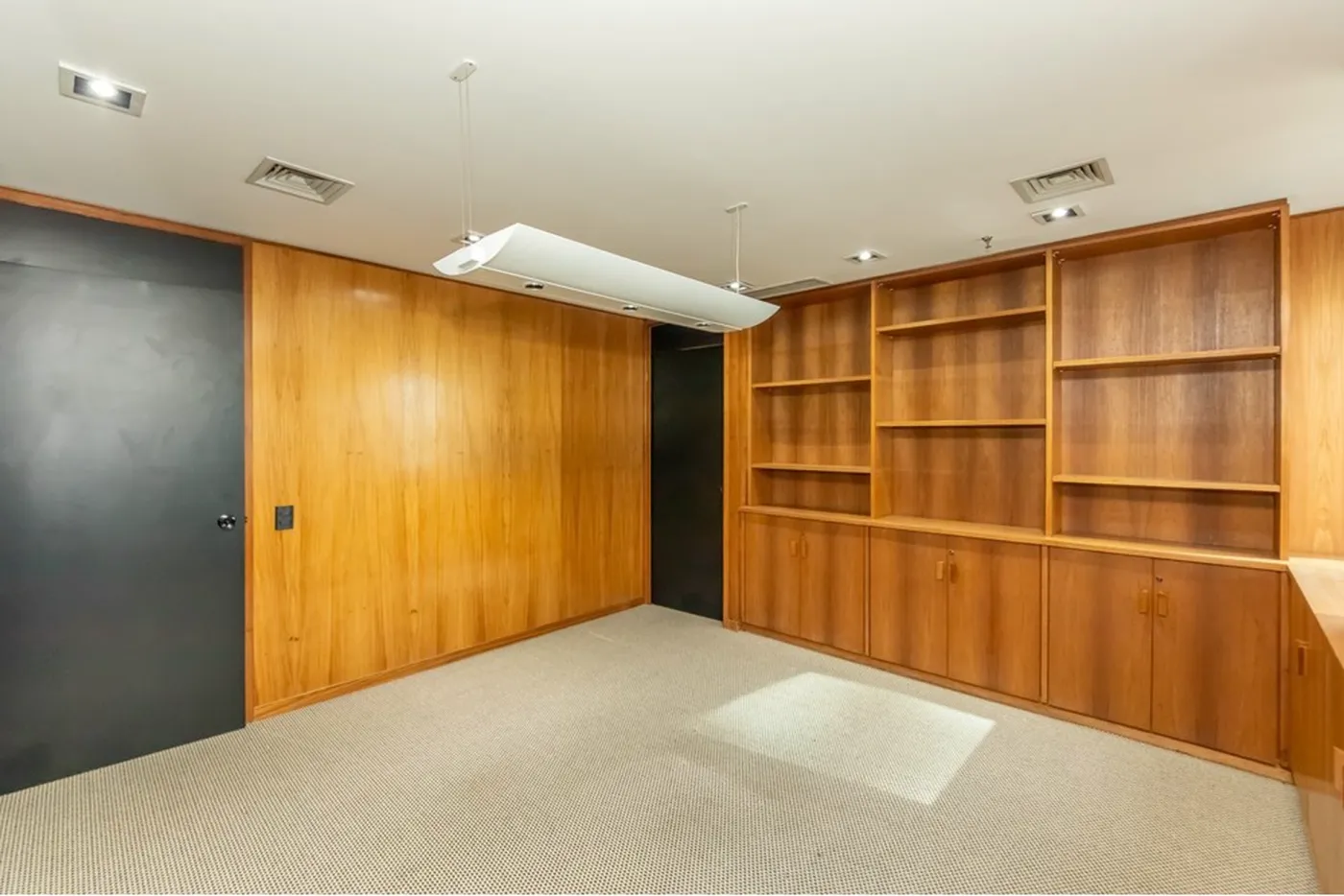 JPC 49 Sala 601481004-52 - REMAX Comunità Exclusividades