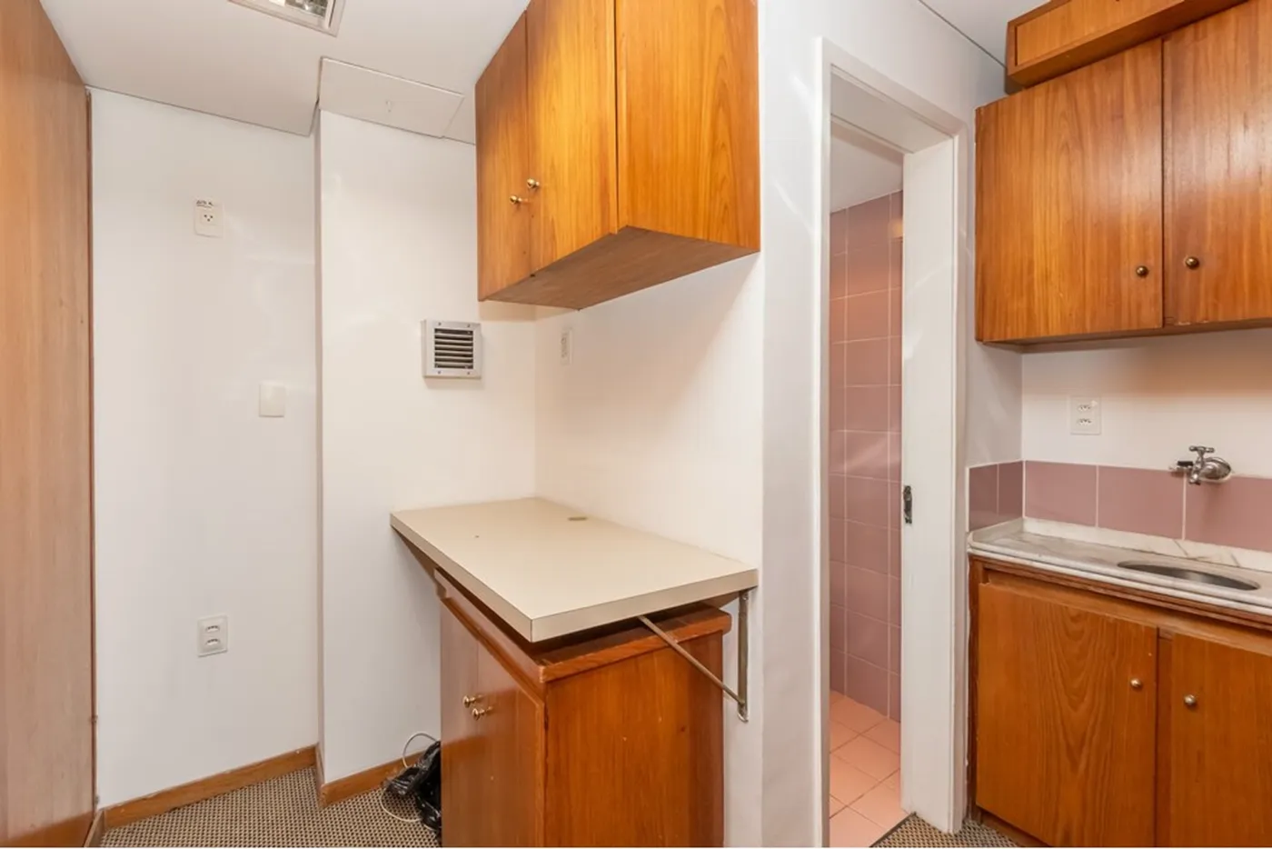 JPC 49 Sala 601481004-52 - REMAX Comunità Exclusividades
