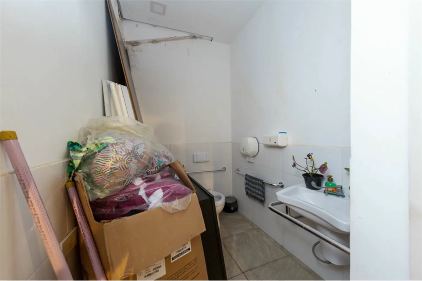 MDT 1407 Loja 601971018-1264 - REMAX Empire Exclusividades