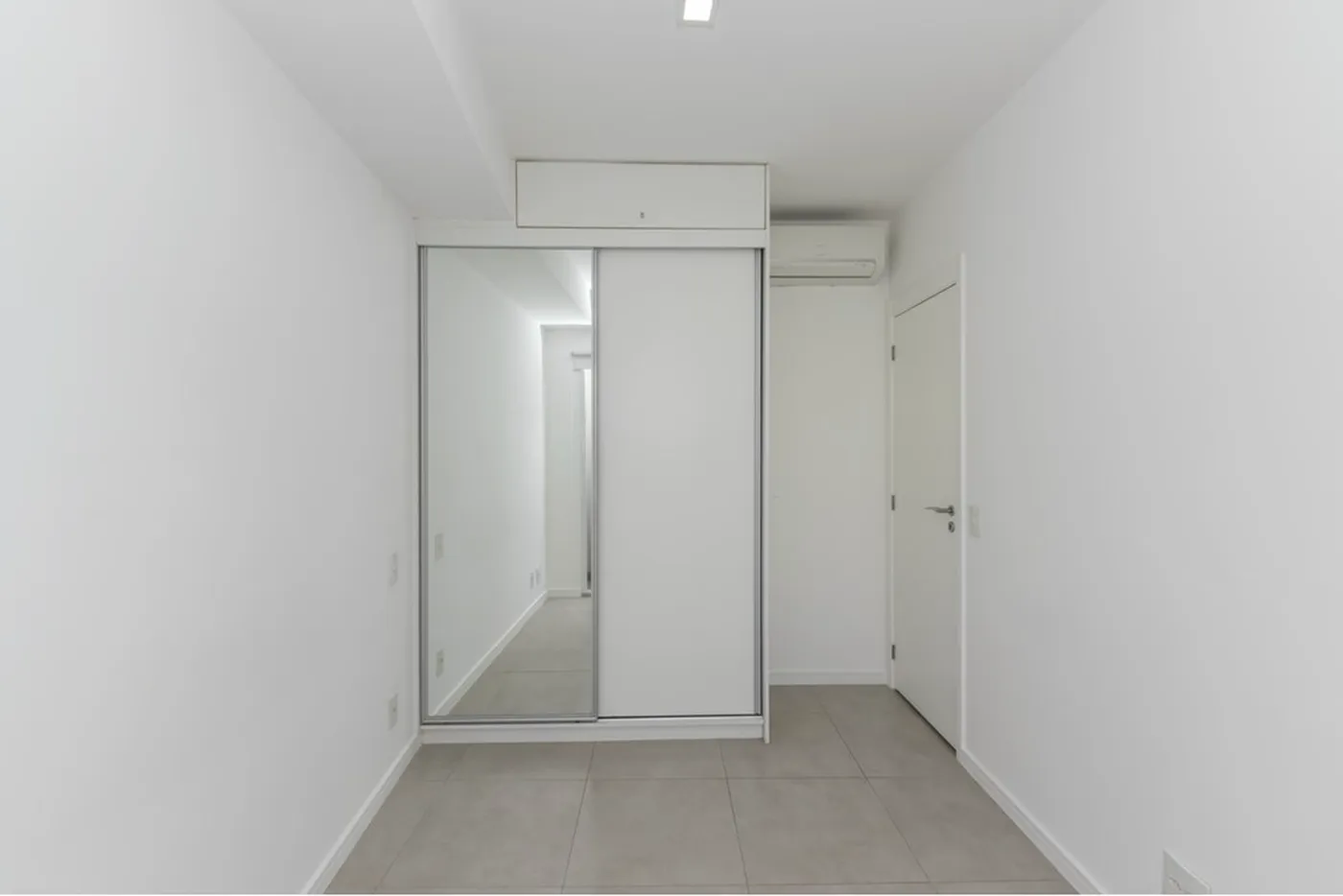 BDPI 105 Apto 601721006-99 - REMAX Front Exclusividades