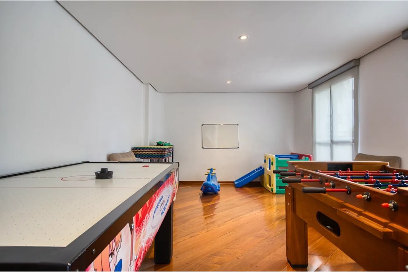 PV 1261 Apto 601081090-23 - REMAX Lepex Exclusividades