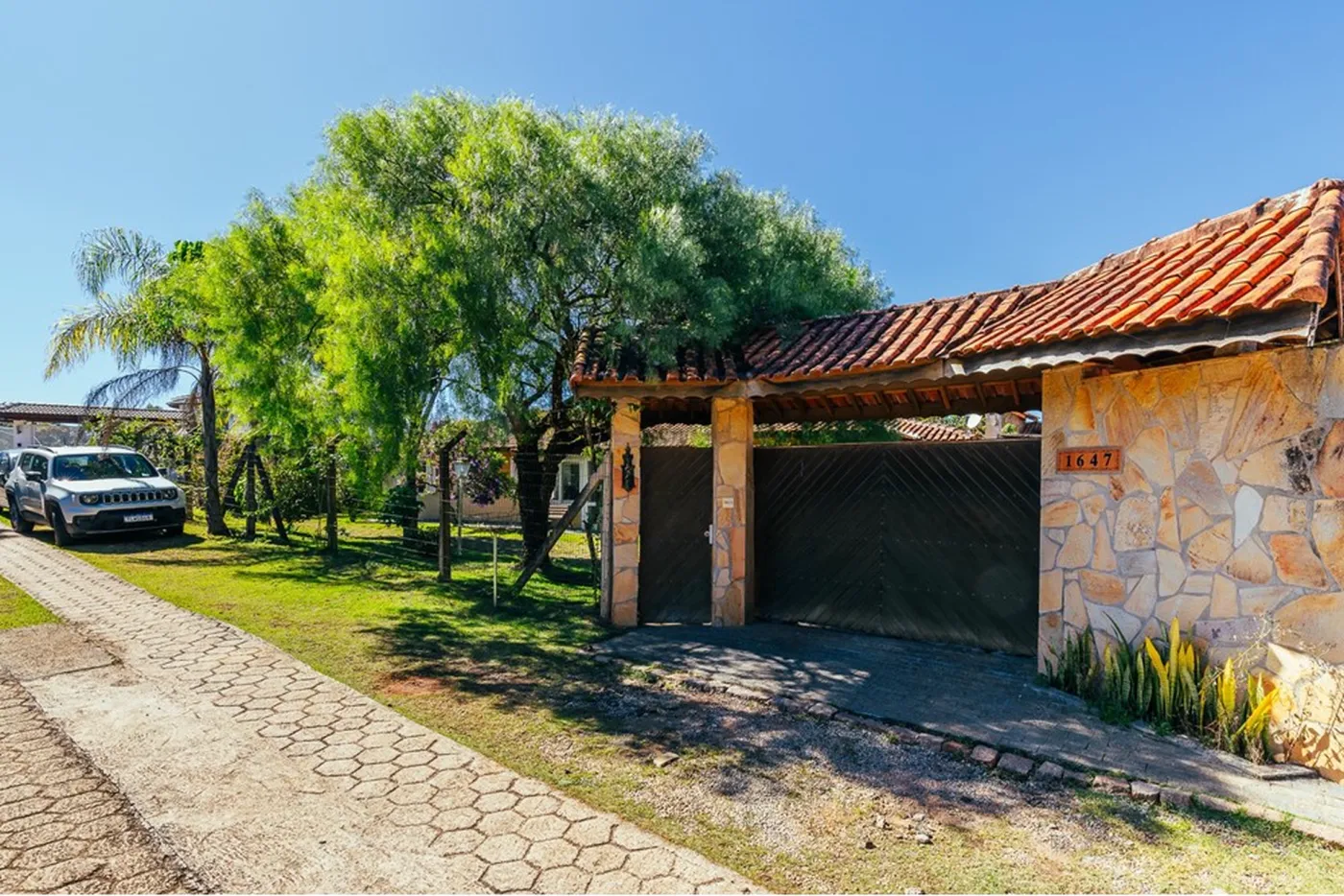 FMAE 100 690591011-79 - REMAX Máxima Exclusividades
