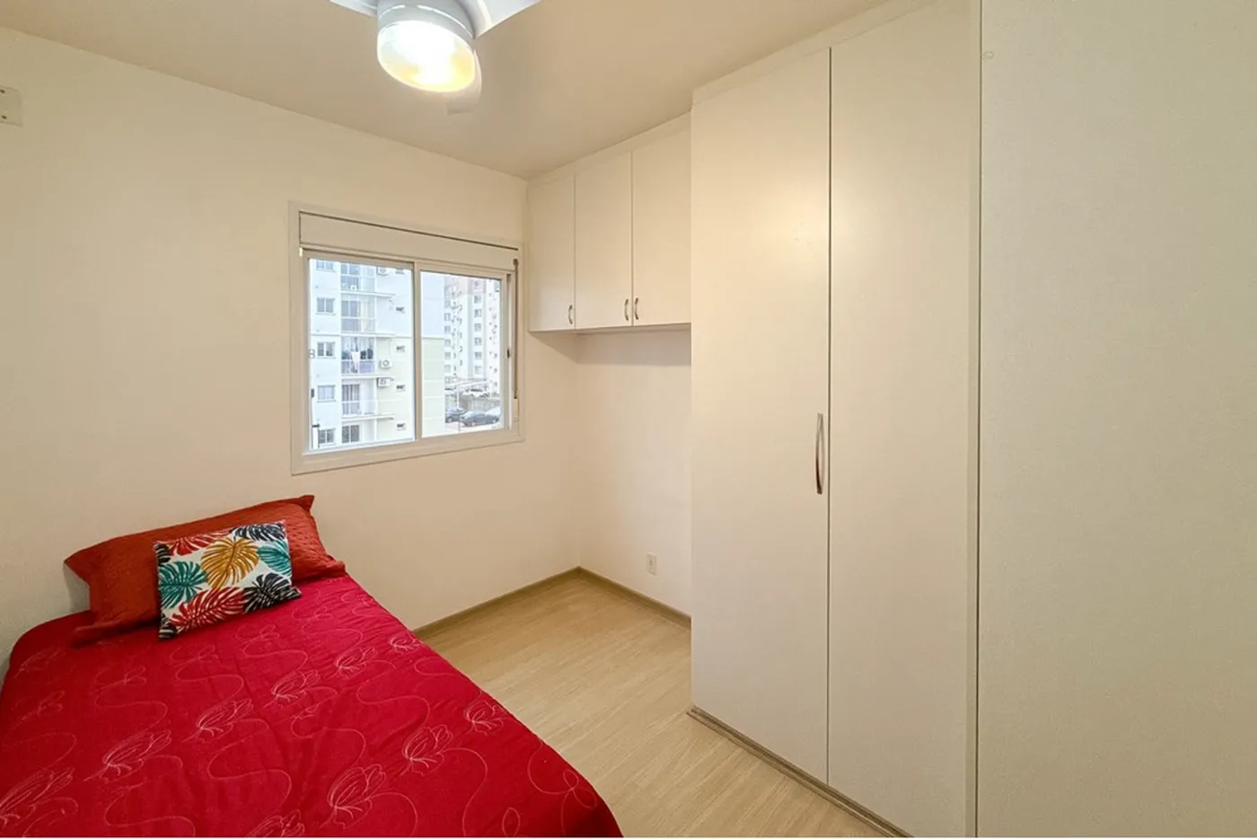FJC 700 Apto 612651031-49 - REMAX Pillares Exclusividades