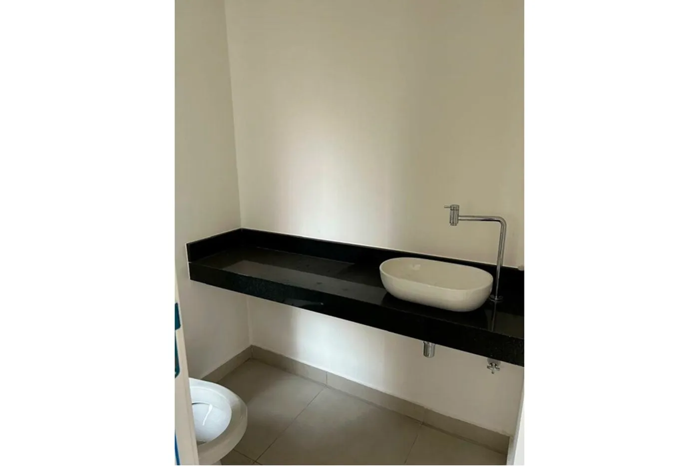 HDVF 323 601371058-22 - REMAX Boutique Exclusividades