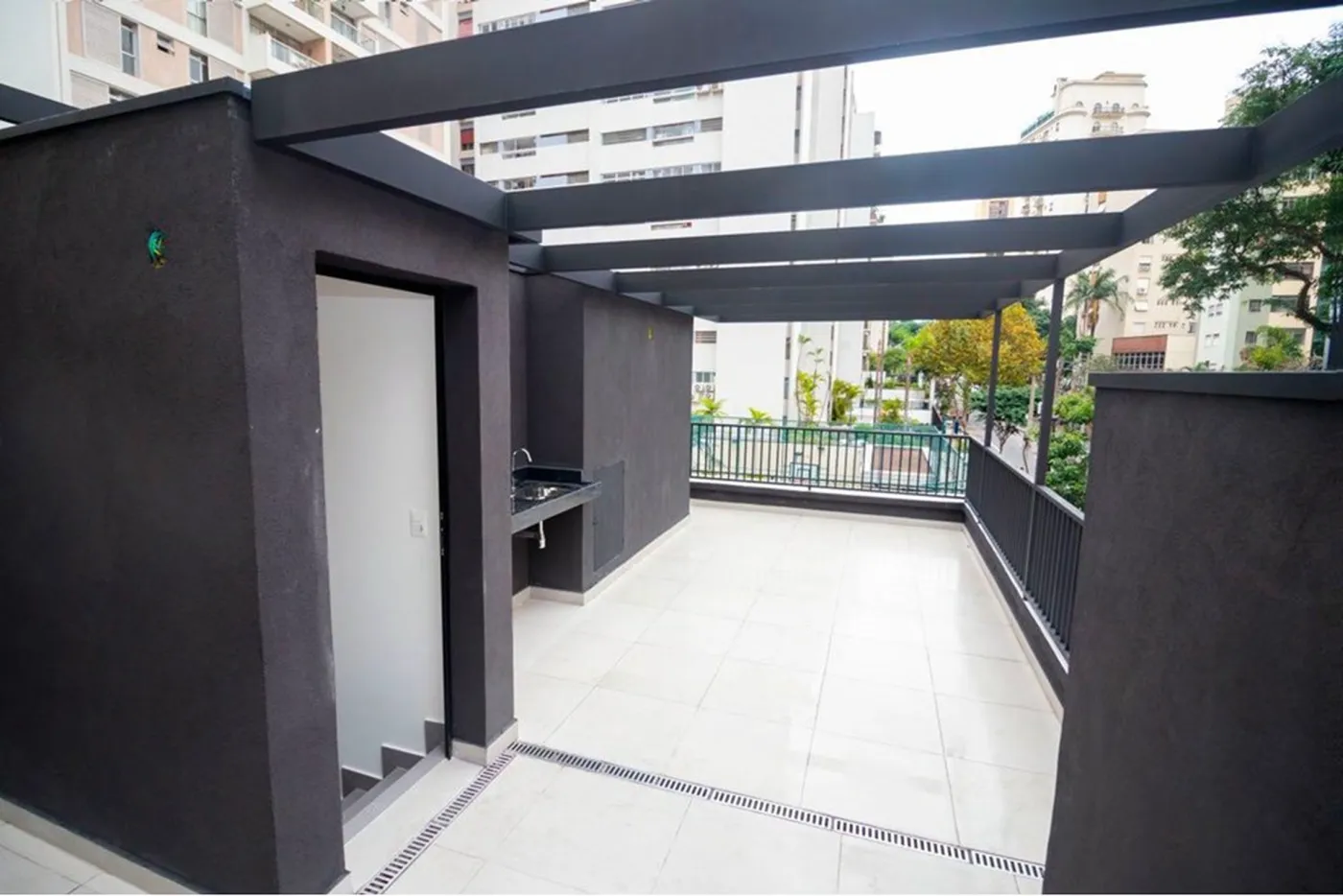 HDVF 323 601371058-22 - REMAX Boutique Exclusividades