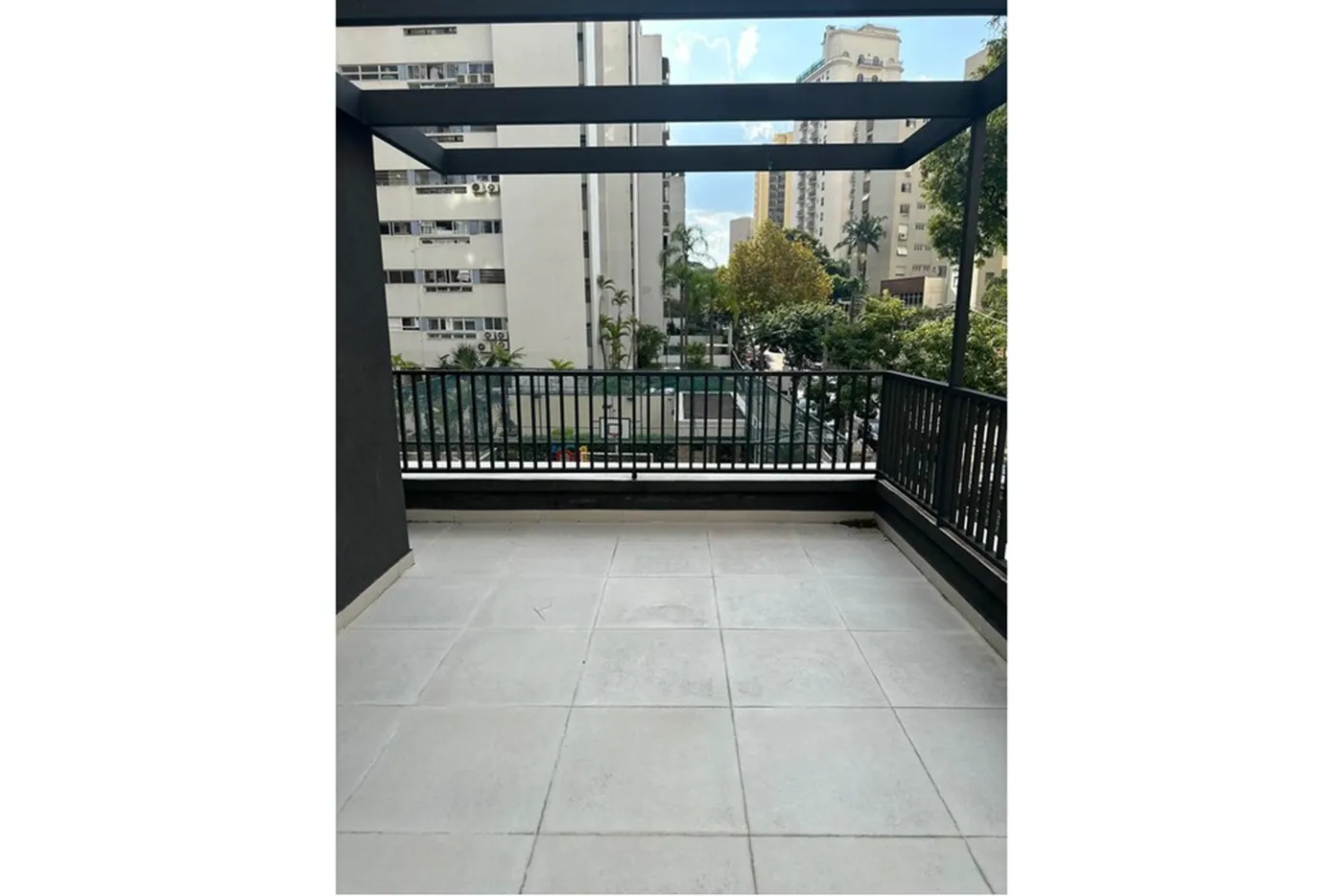 HDVF 323 601371058-22 - REMAX Boutique Exclusividades