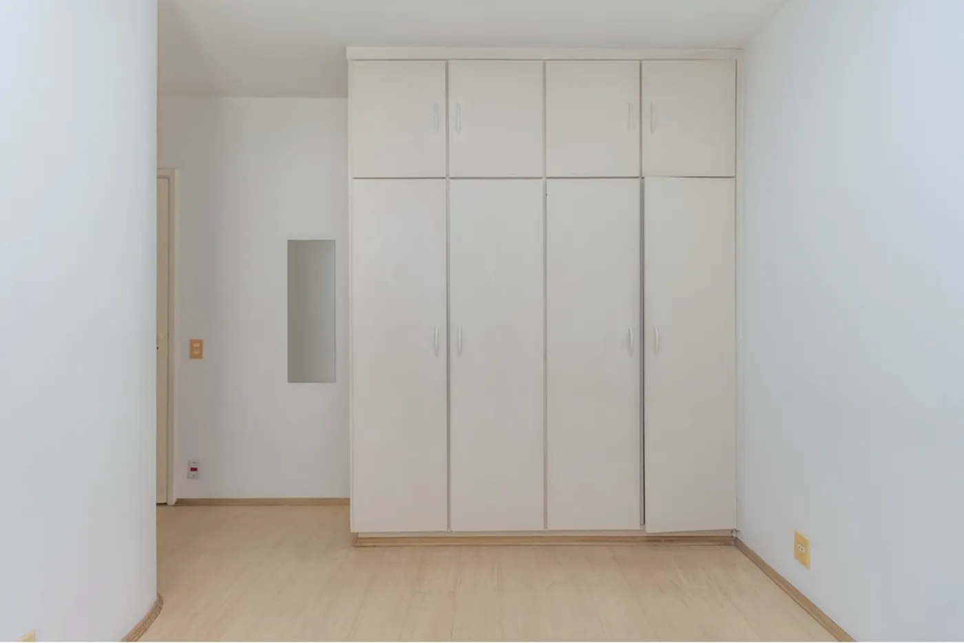 MM 420 Apto 602221006-17 - REMAX Galeria Exclusividades