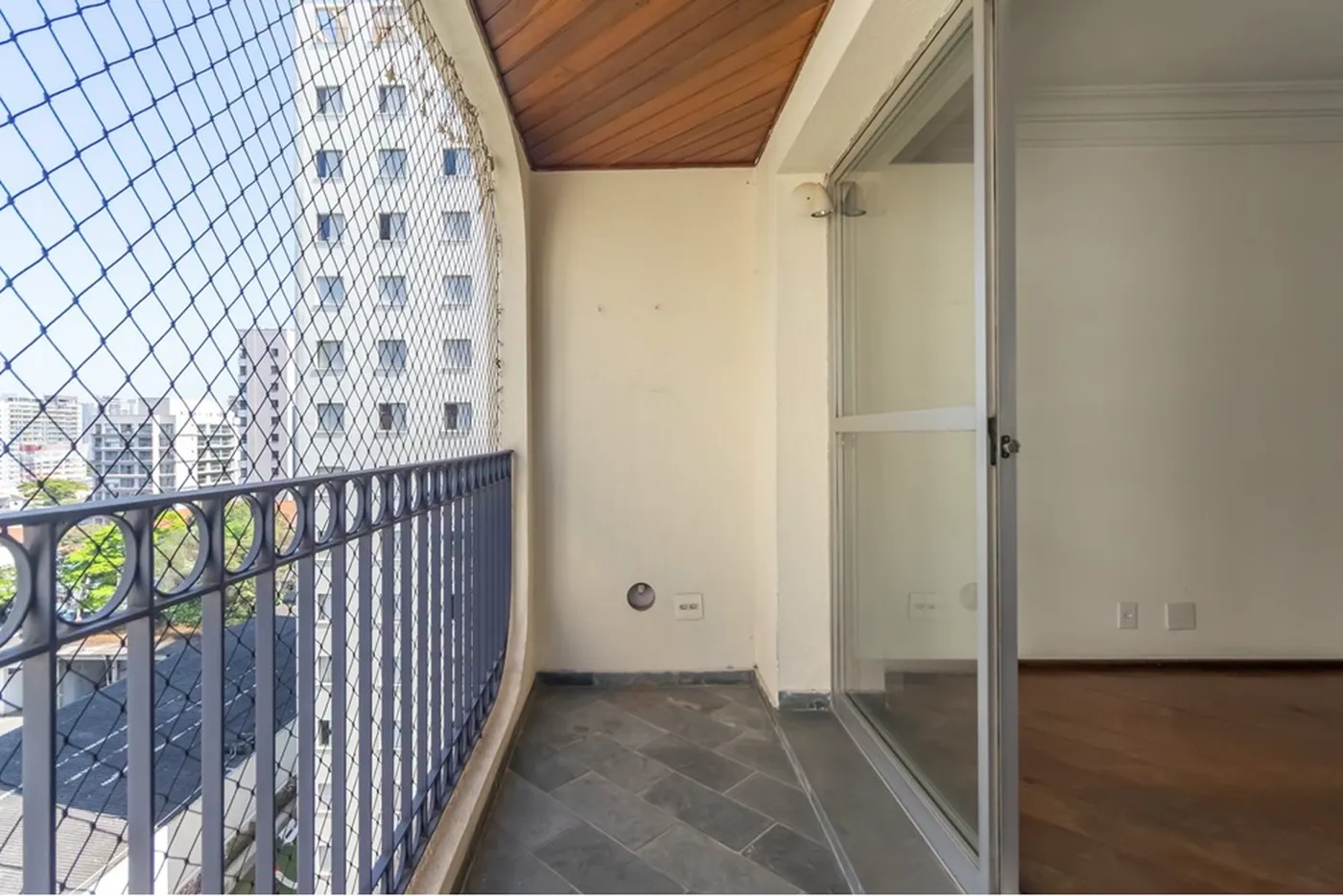 MM 420 Apto 602221006-17 - REMAX Galeria Exclusividades